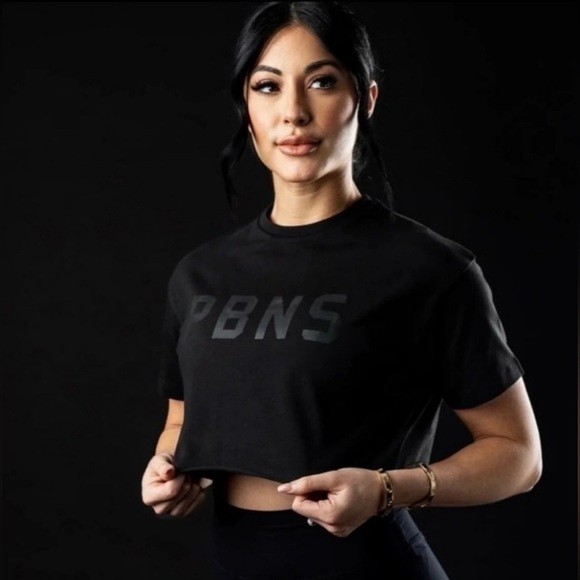 Alphalete Tops - Alphalete PBNS Athletic Black Crop Top Small